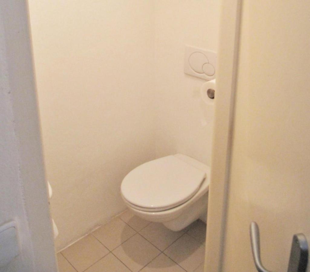 Apartman Old Centre - Rybarska Brana บราติสลาวา ภายนอก รูปภาพ